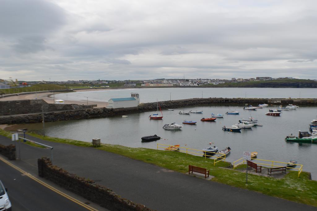 Pier39Portrush Adult Only Acomodação com café da manhã Quarto foto