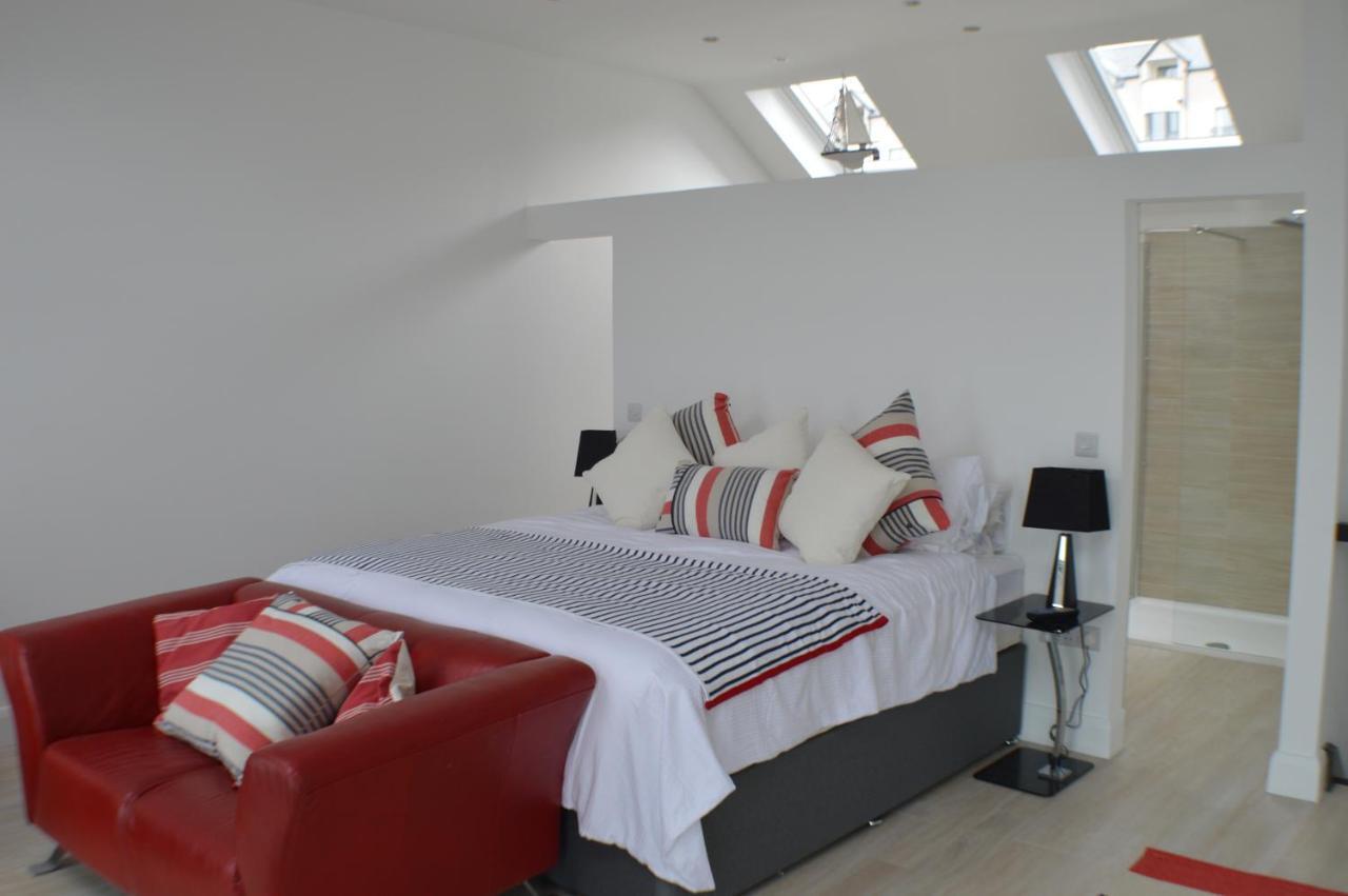 Pier39Portrush Adult Only Acomodação com café da manhã Quarto foto
